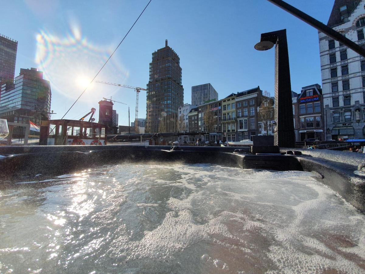 De Coaster & Aquarium Ponton Hotel Rotterdam Kültér fotó